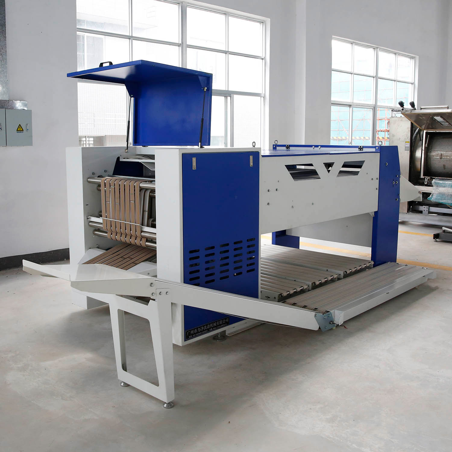 ë���۵���